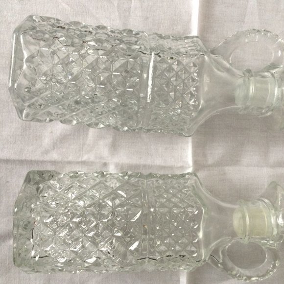 2 vintage bottle decanter clear glass lidded handled hexagonal diamond flower - Picture 6 of 7